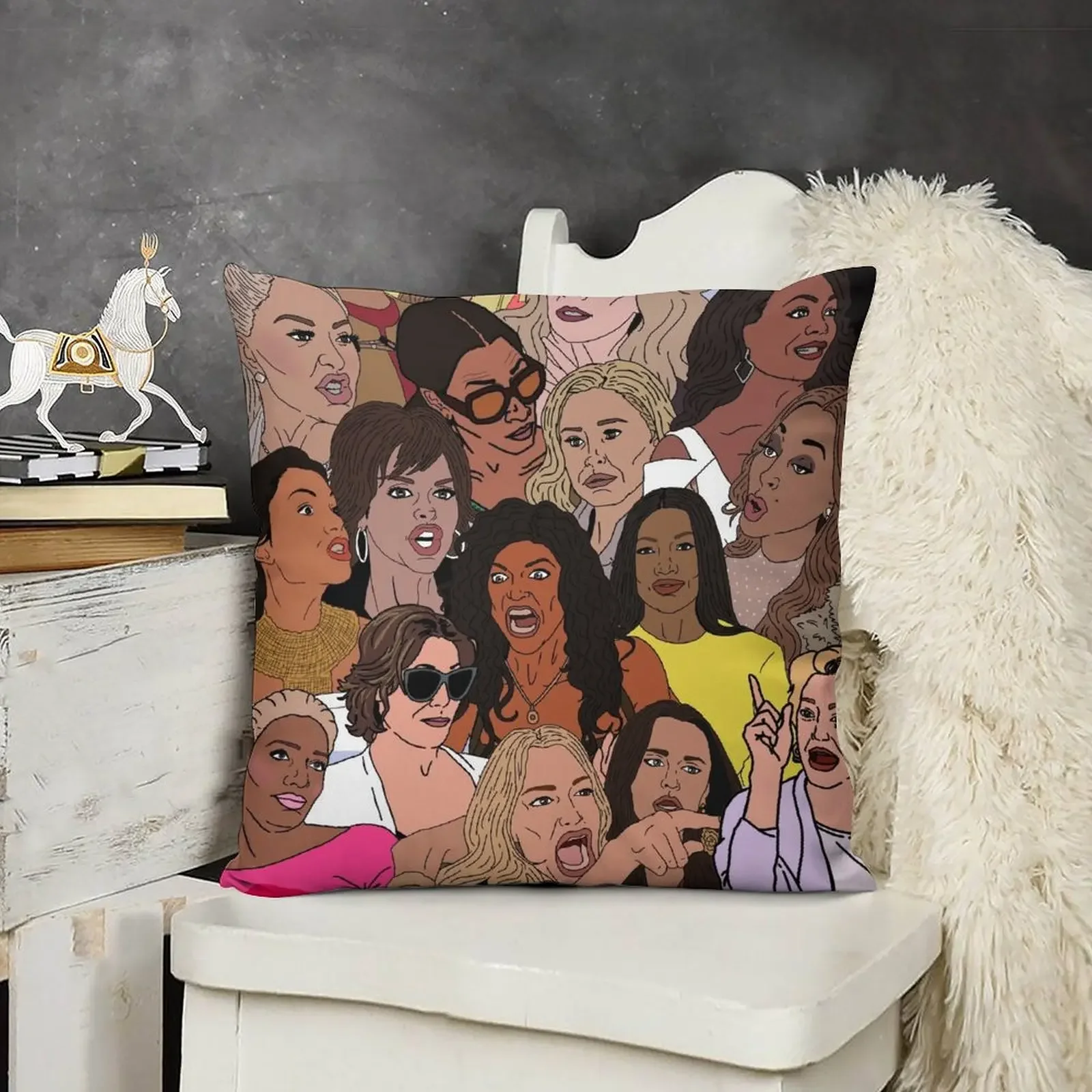 Декоративная подушка Bravo TV RHOBH RHONY RHOA RHOP