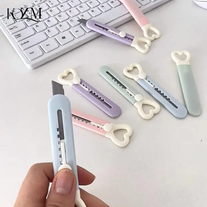 

Mini Pocket Love Heart Art Utility Knife Express Box Knife Paper Cutter Craft Wrapping Refillable Blade Stationery