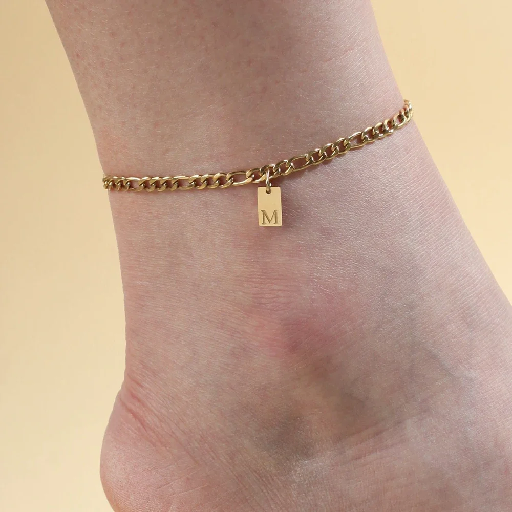 2024 Новый минималистичный стиль нержавеющая сталь Дамский квадратный логотип 26