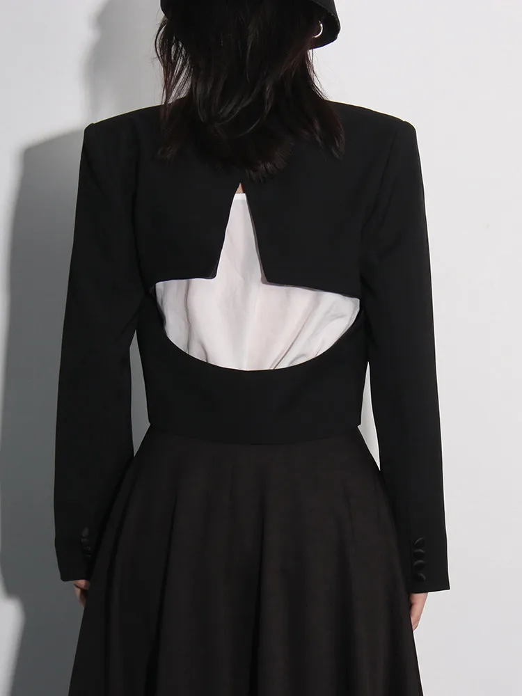 Женский блейзер с длинным рукавом и глубоким V-образным вырезом