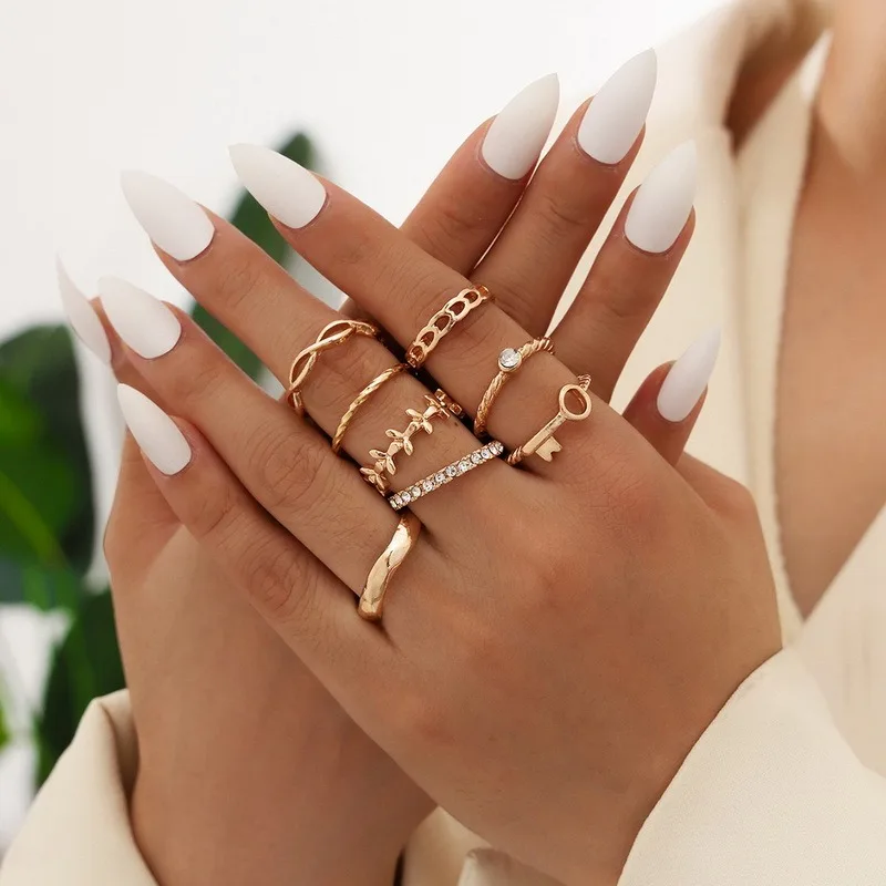 

Bohemian Geometric Rings Sets Gold Color Crystal Knuckle Finger Ring For Women Fashion Jewelry Gifts
