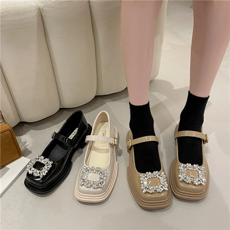 

Womens Derby Shoes Patent Leather Ballet Flats Female Footwear Low Heels Crystal British Style Shallow Mouth Square Toe Oxford D
