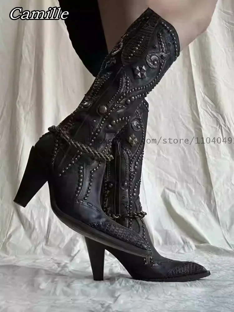 Ботинки на массивном каблуке в стиле ретро с металлическими заклепками и