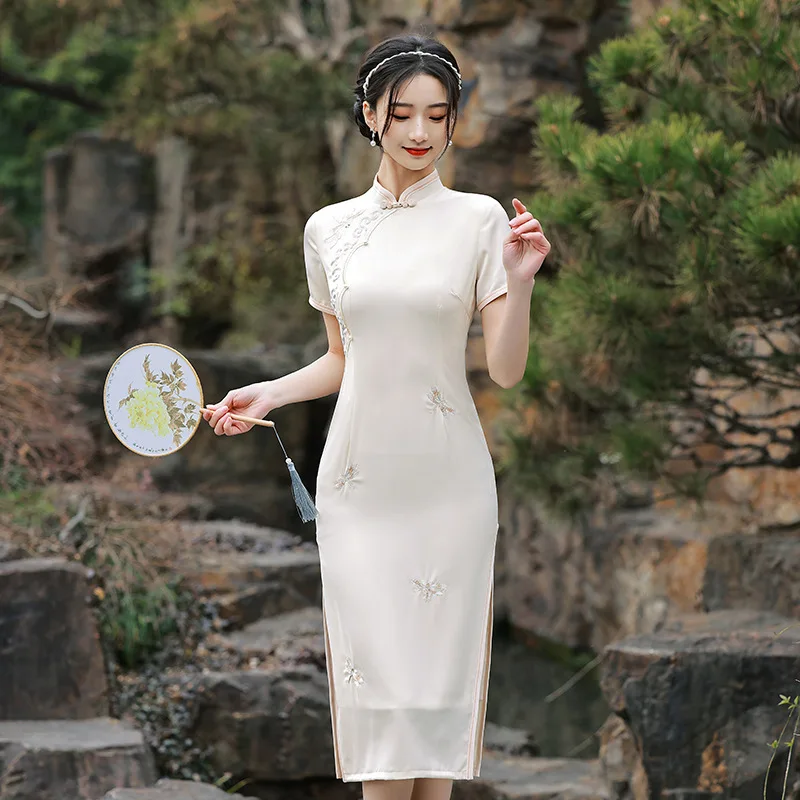 Женское приталенное платье-Ципао бежевое винтажное платье средней длины с