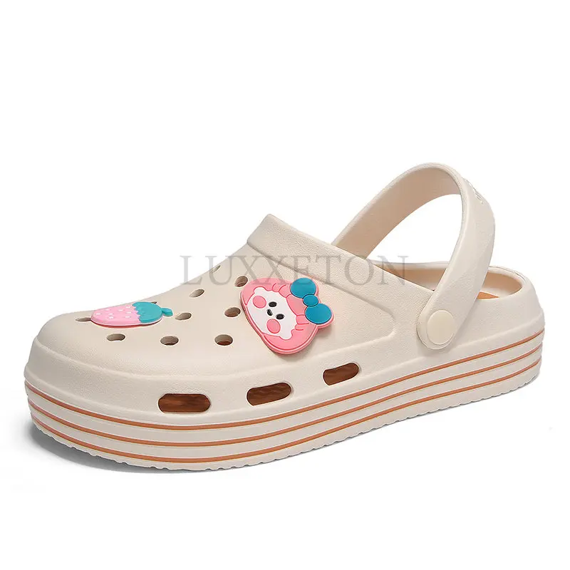 

Cute Garden Sandals Women Summer Slippers Casual White Slip on Flat Clogs Loafers Woman Hole Sandals Zuecos De Verano Mujer
