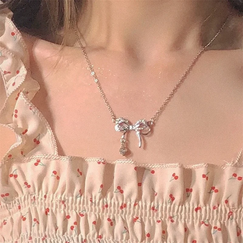 Ожерелье в форме сердца с бусинами и кулоном освеженный дизайн Bricolage