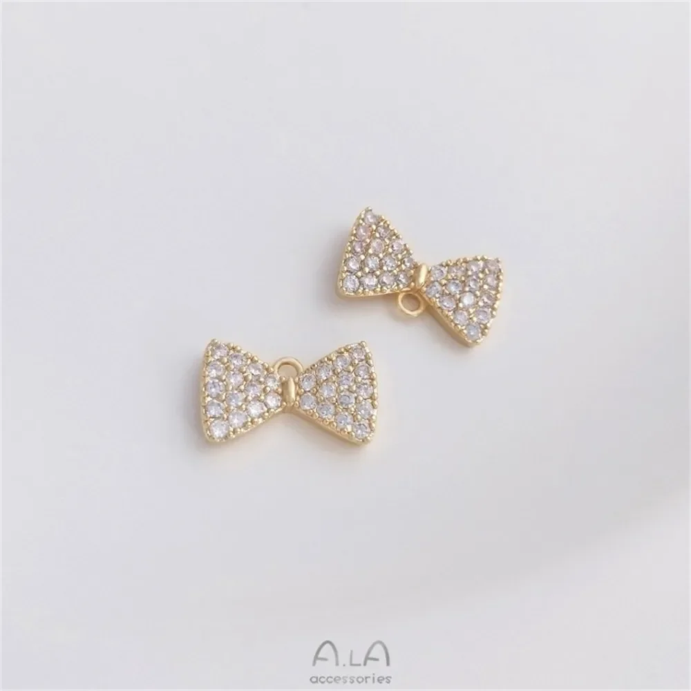 Подвеска-бабочка с микроинкрустацией цирконом 14-каратное золото кулон-бабочка