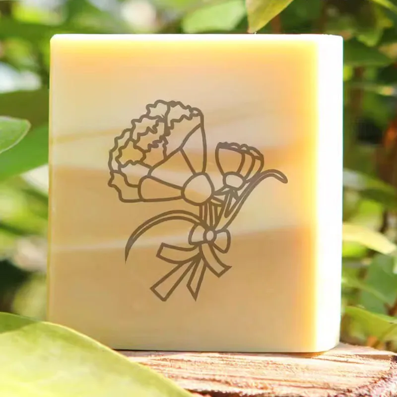Цветочная прозрачная печать ручной работы из натурального мыла без ручки