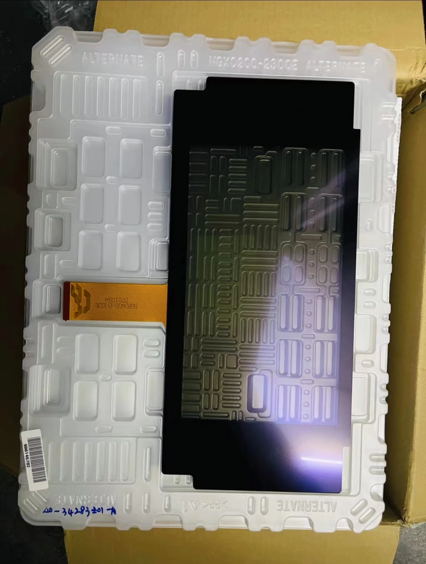 

Новый и оригинальный, подходит для Cadillac CT6, сенсорный экран центральной навигации, бесплатно для обслуживания и замены