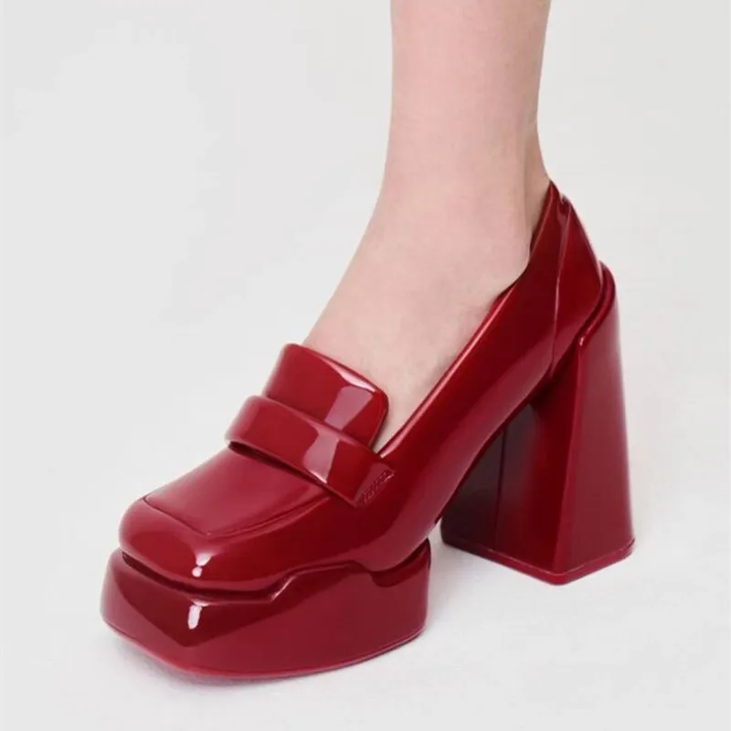 Лоферы на массивной платформе лакированная кожа без застежки повседневная обувь