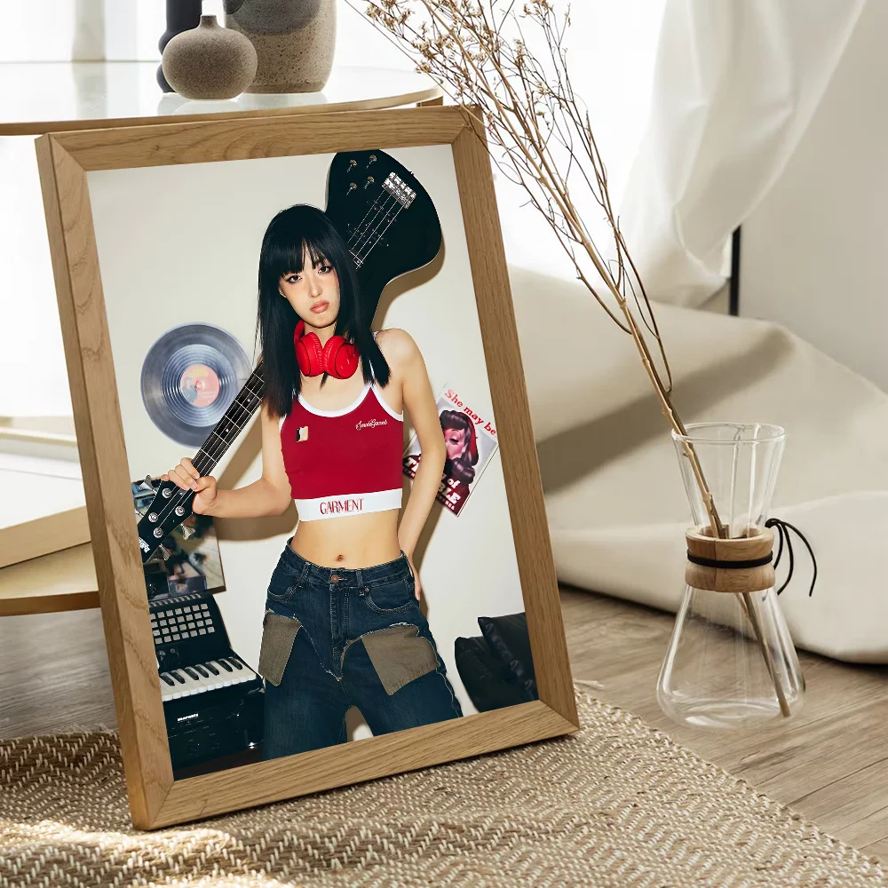 1 Шт. Kpop N-newjeans Ретро Наклейки Клейкая Крафт-бумага Плакат Для Домашнего Декора