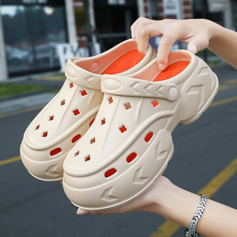 

Croc Summer Women Heels Slippers Outdoor Platform Clogs Sandals Female EVA Light Non-slip Home Slides Flip Flop Garden Shoe