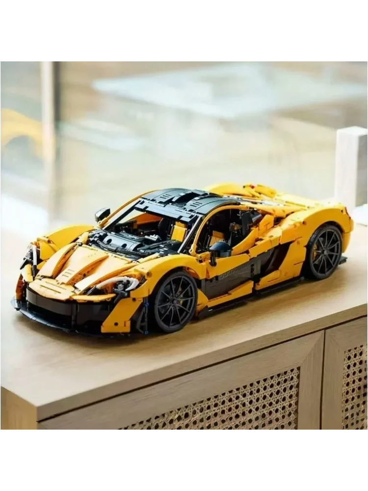 В наличии 3696 деталей строительных блоков MOC совместимых с Moc 42115 модели кирпичей