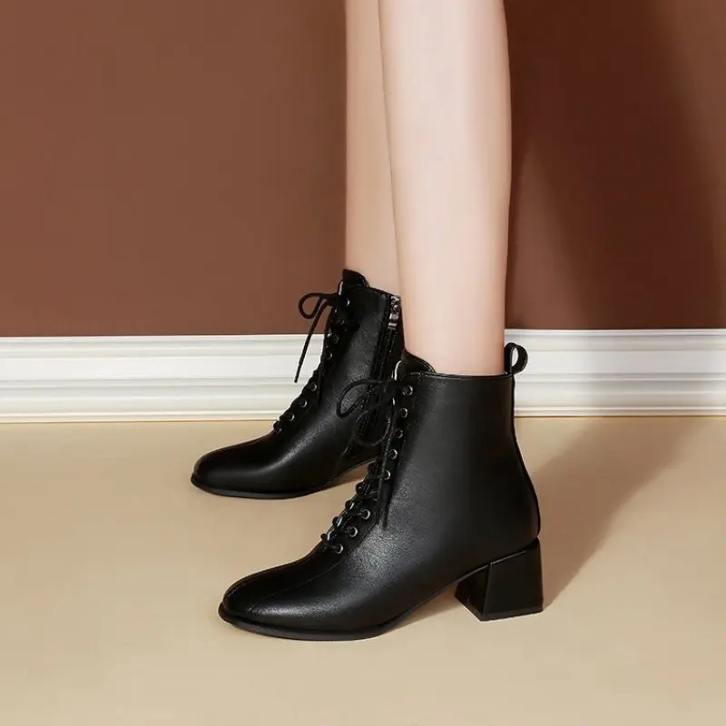 Women's Winter Warm Velvet Short Boots British Style Vintage Bandage Zipper Square Heel PU Leather Shoes Lady Black Matin Boots