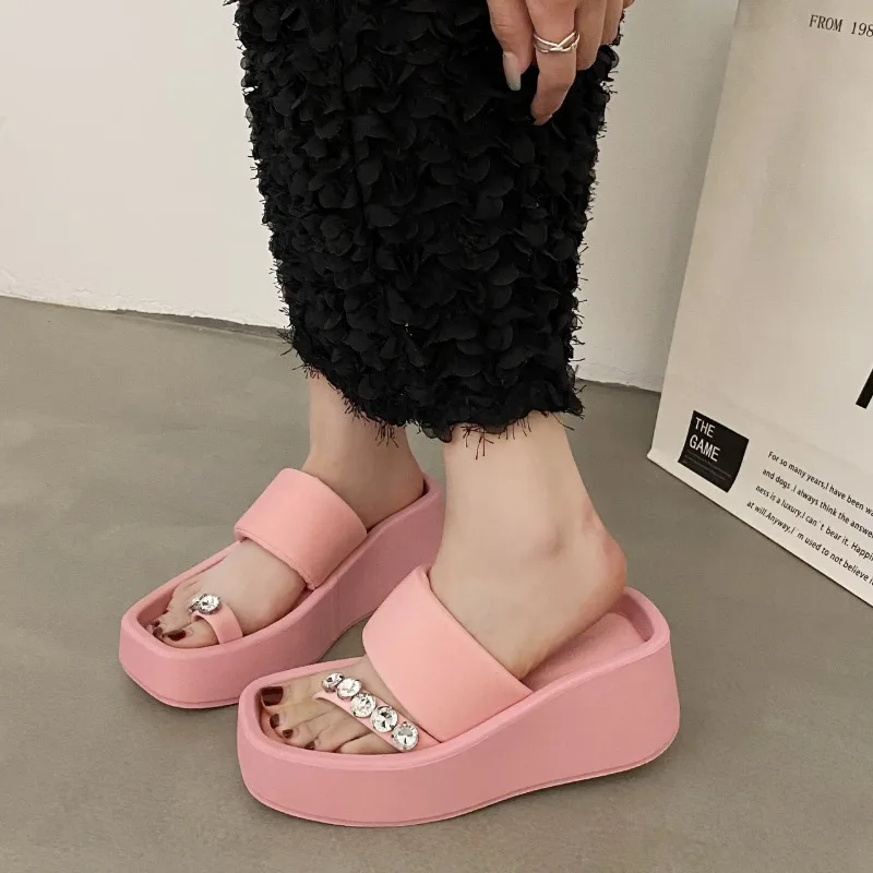 

Summer Shoes for Ladies Crystal Beads Thong Women's Slippers Platform Sponge Bottom Wedge Sandals Square Toe Slippers Women