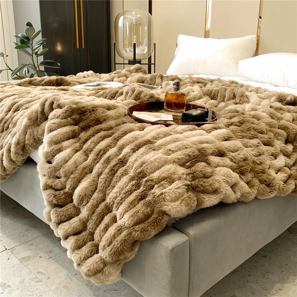 Winter Light luxury Fuzzy Faux Fur Throw Blanket Soft Blanket for Bed Couch and Living Room Decorative Bed Blanket, 150x200cm