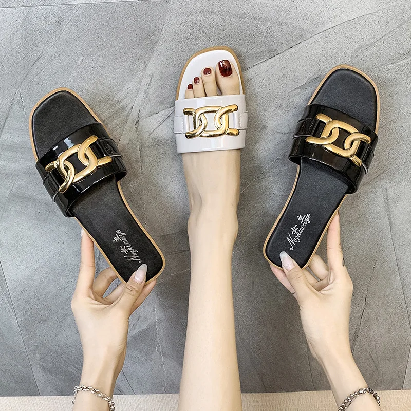 

Female Shoes Slippers Women Summer Rivet Low Big Size Candy Colors Slides 2022 Beach Flat Rubber Basic Metal Decoration Hoof Hee