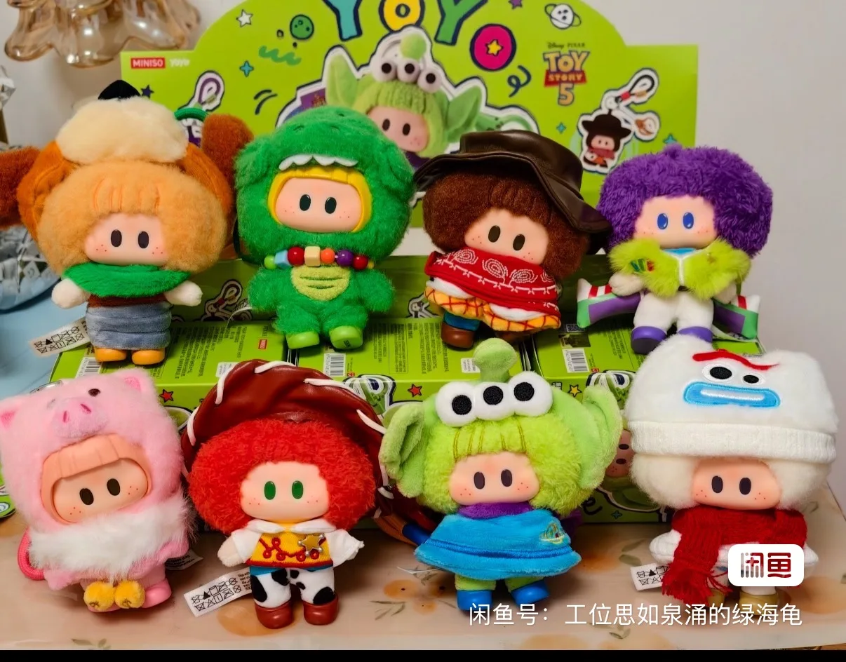 Фото Коллекционный плюшевый кулон Yoyo Toy Story 5 в виде ковбоя из серии Blind Box для взрослых фанаток, украшение для дома №3