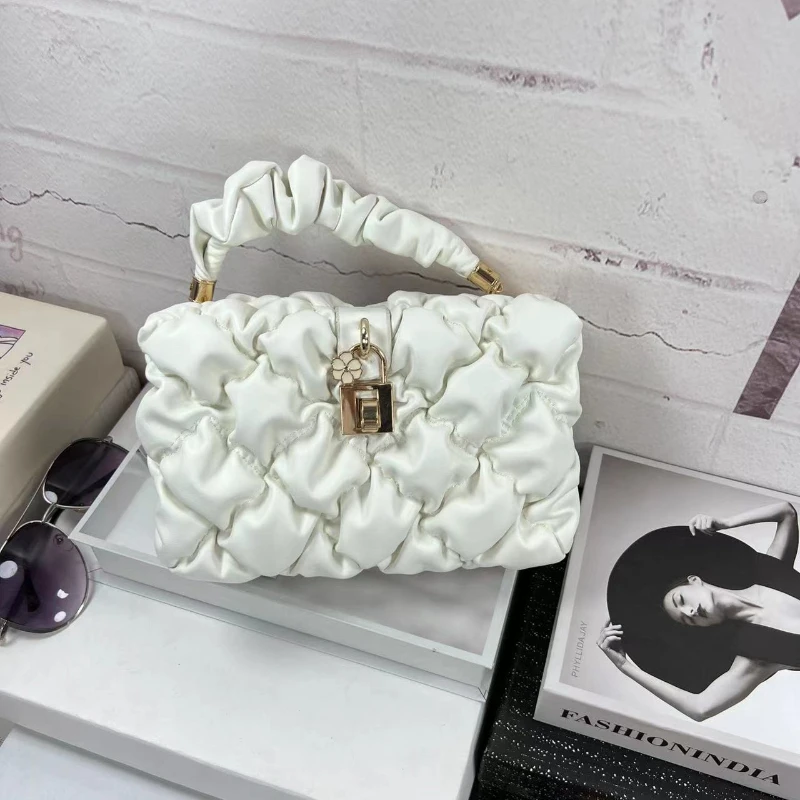 Ladies High Quality Leather Shoulder Bags For Women Long Chain Shoulder Bags Handbags For Women 2023 Designer Luxury Crossbody