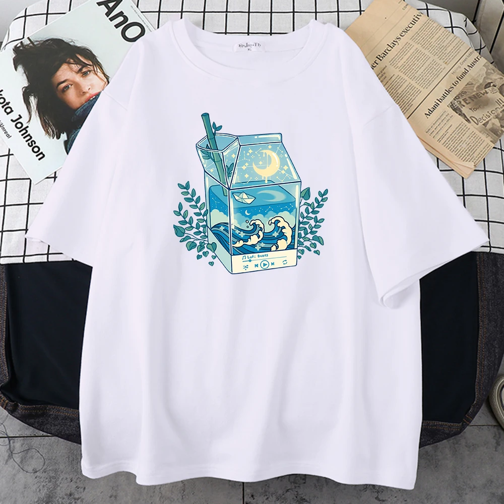 Женская футболка с принтом лунного света и волн молочной коробкой |