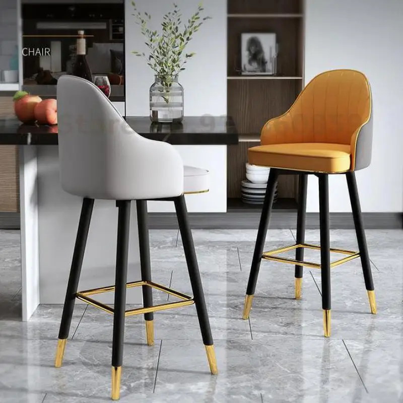 Барные стулья современные минималистичные высокие для кассового аппарата