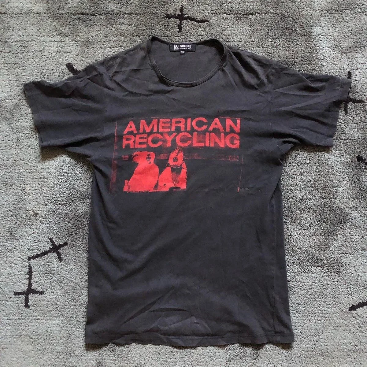 Футболка в стиле оверсайз с изображением Рафа Симона SS02