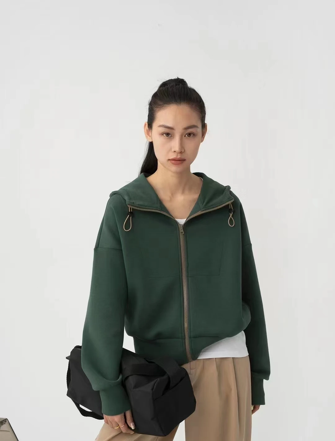 

Clean hoodie, clean color, ladies' 2023, the latest in a long line of outfits
