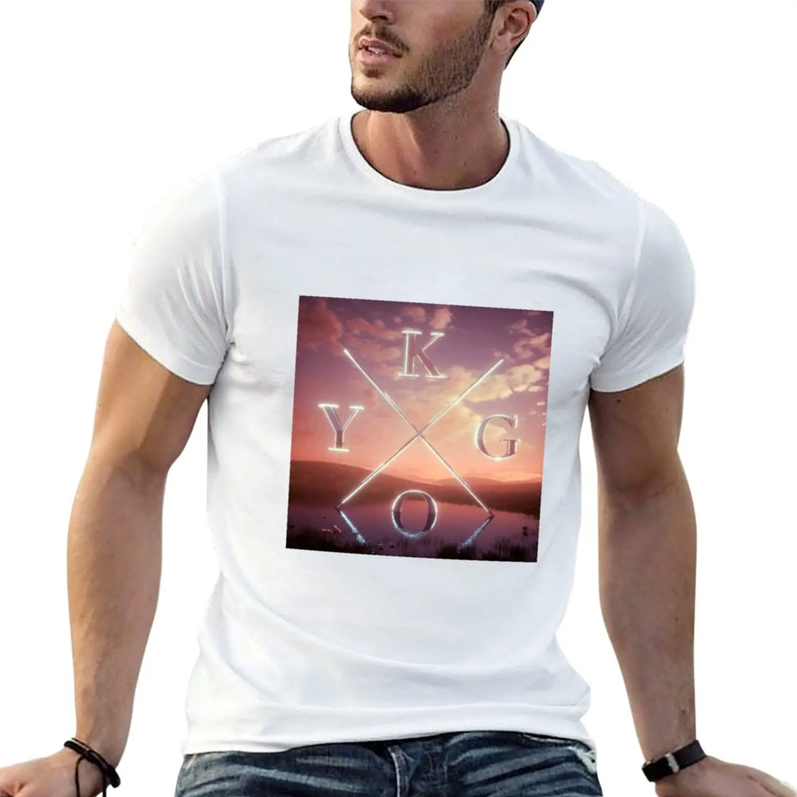 Фото Футболка KYGO (the album) 2024, стандартный крой, однотонная. №1