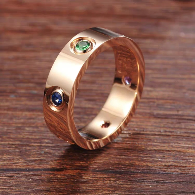 Кольцо из нержавеющей стали с камнями 18 К фианитом |