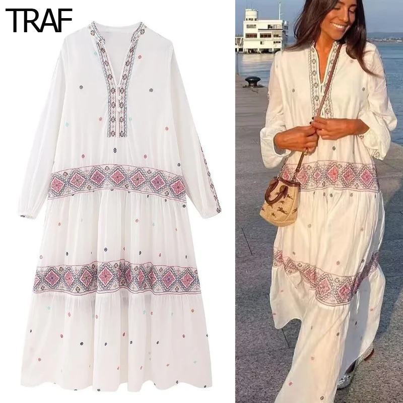 

Платье женское летнее длинное с вышивкой и длинным рукавом