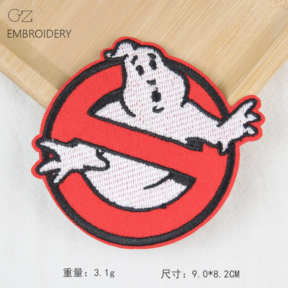 Нашивка с вышивкой в виде сердечек кистей рук лисы призрака животных детской