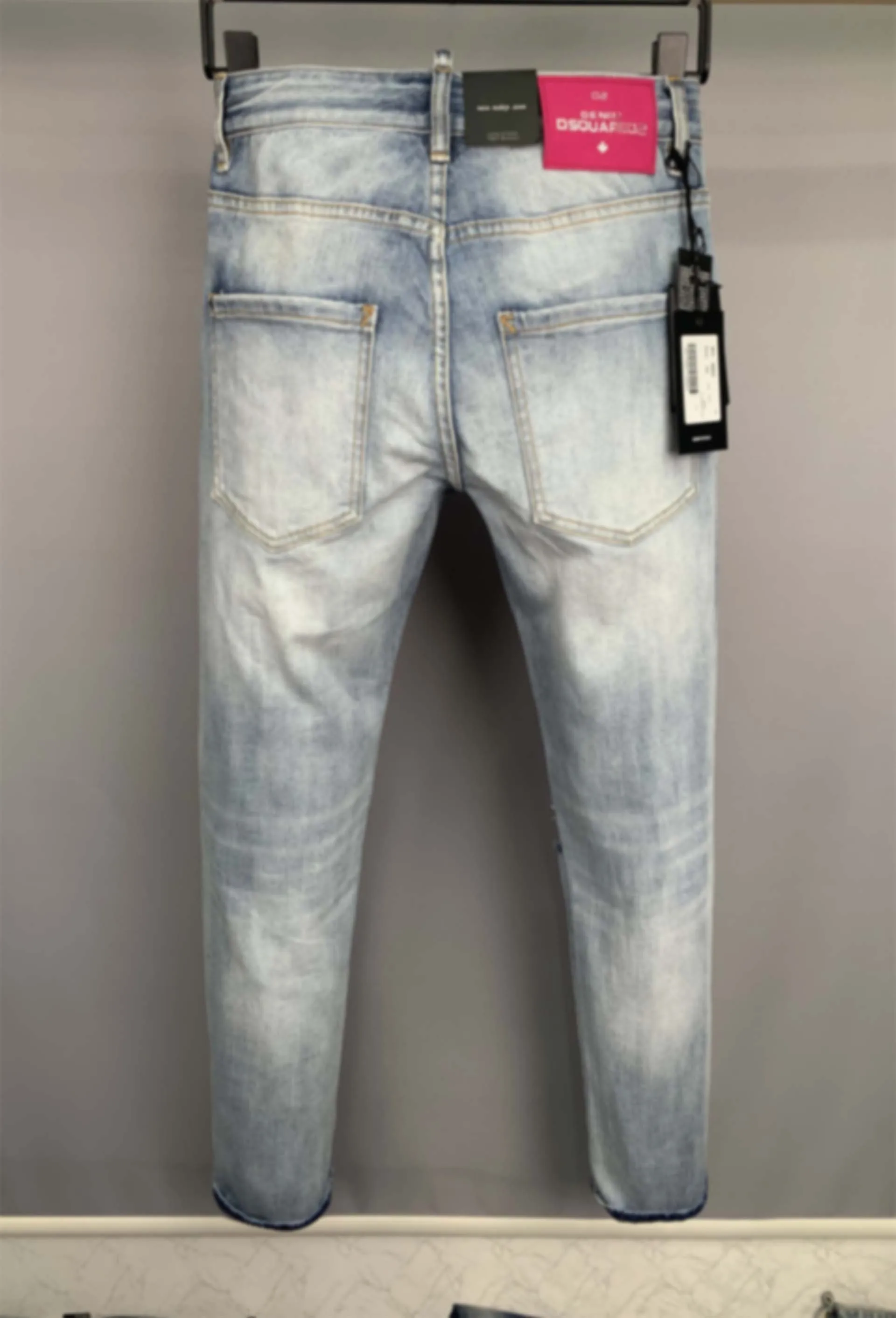 2023 New D2 Jeans Men's Jeans Fashion Slim Fit Wash Hole Patch Print Graffiti Feet