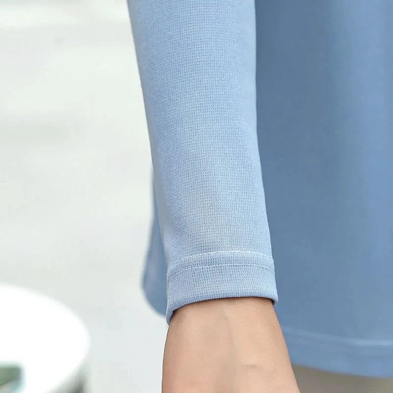 Рубашка-топ Женская демисезонная с длинным рукавом и V-образным вырезом