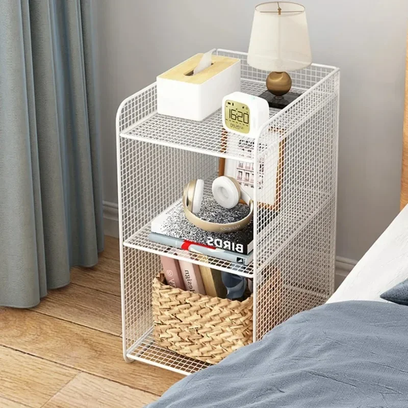 Круглый журнальный столик в скандинавском стиле