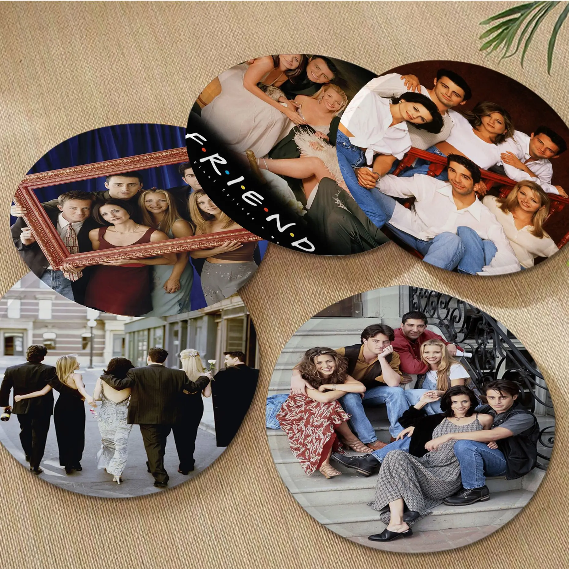 

TV Series Friends Tie Rope Stool Pad Patio Home Kitchen Office Chair Seat Cushion Pads Sofa Seat 40x40cm Cushion Pads