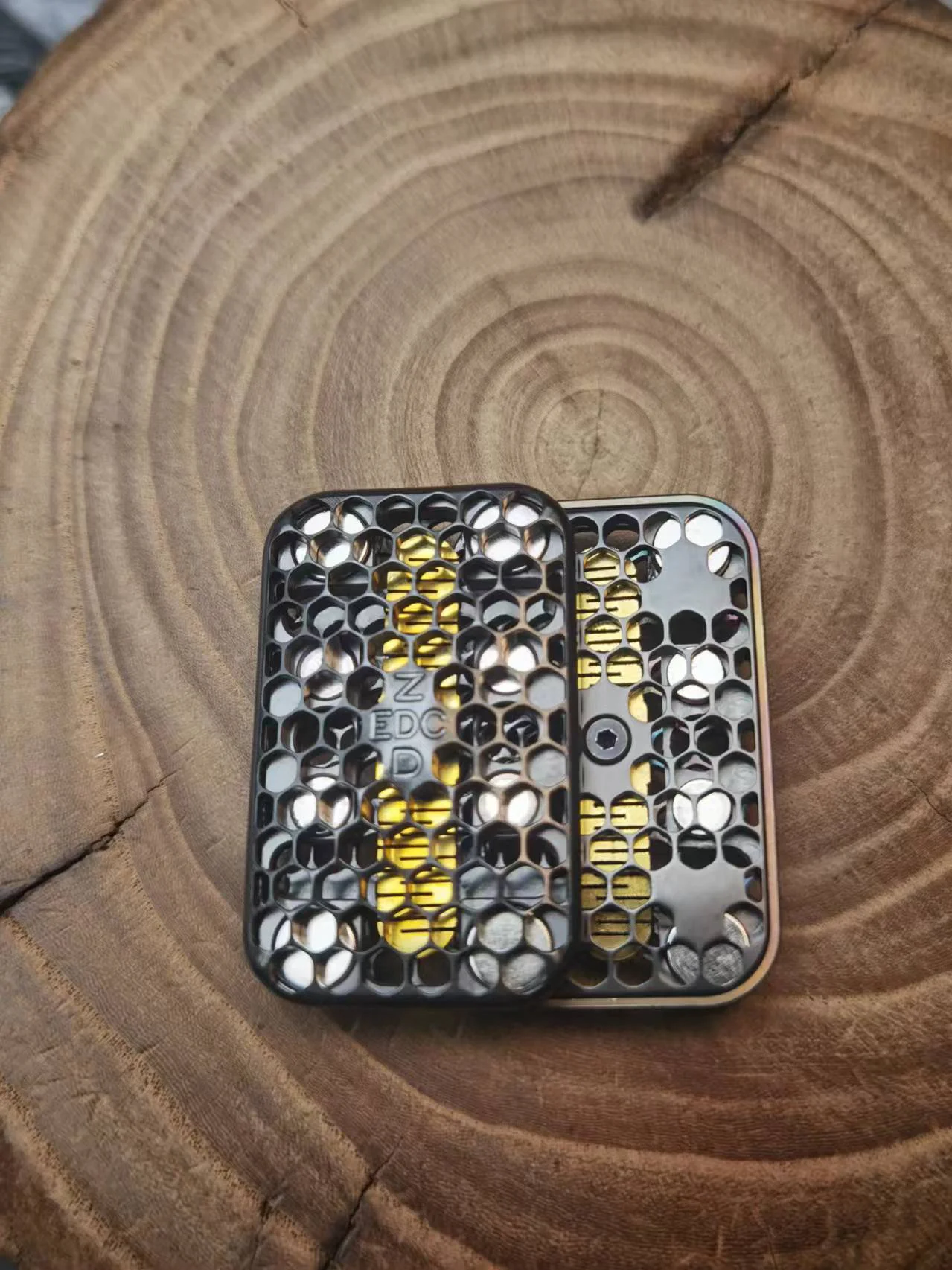 Полое бесконечное положение X4 беспорядочная карта EDC нажимное