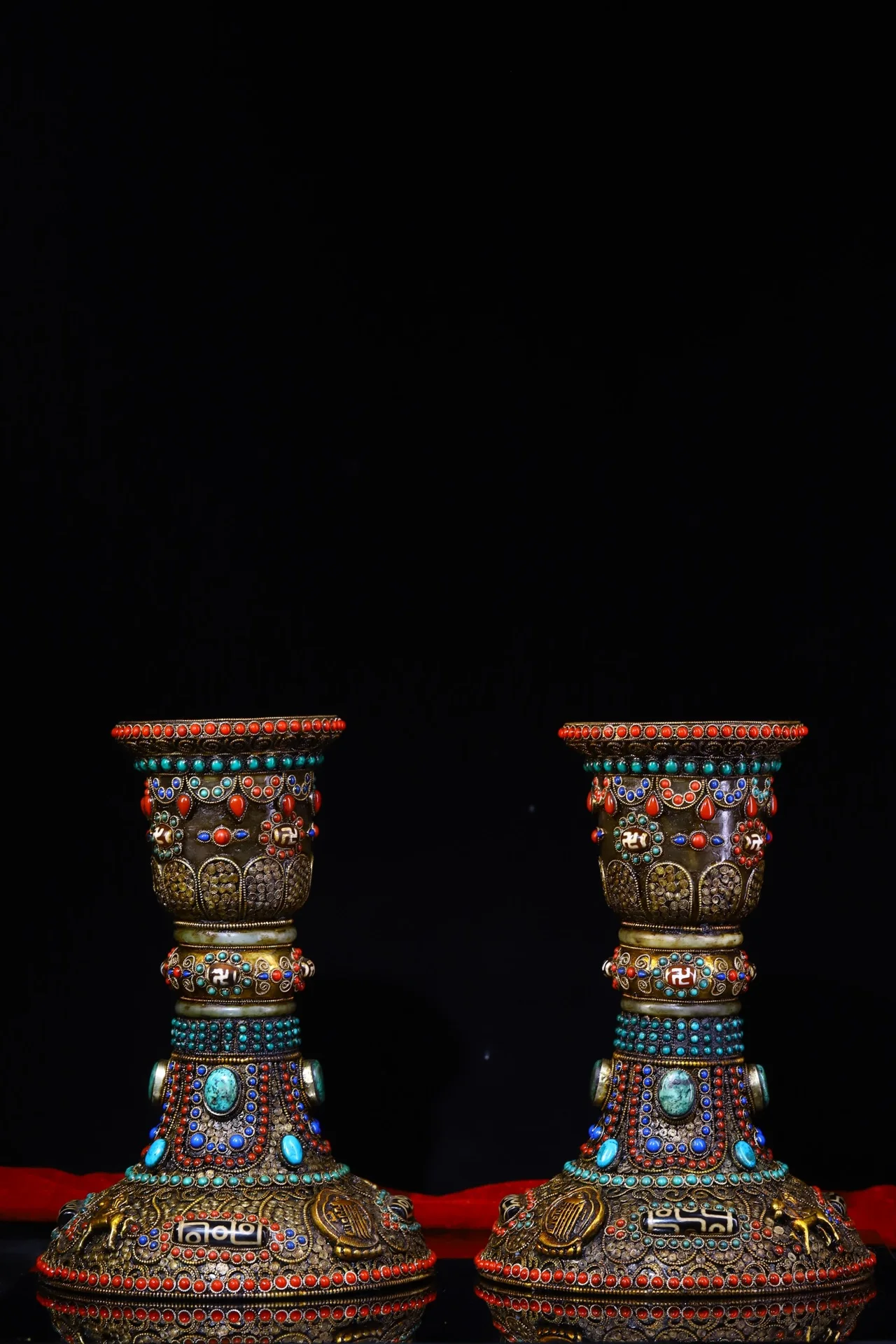 10 Tibetan Temple Collection Natural Crystal mosaic gem Dzi Beads candlestick a pair goblet shape Buddhist utensils Town house