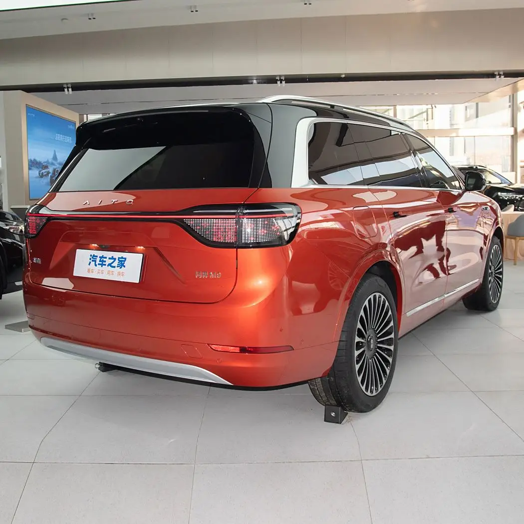 Фото Электромобиль Wenjie M9, 2024, удлиненный автомобиль дальнего действия, 4WD, 630 км, бывшая в употреблении электромобиль, большой электрический внедорожник №2