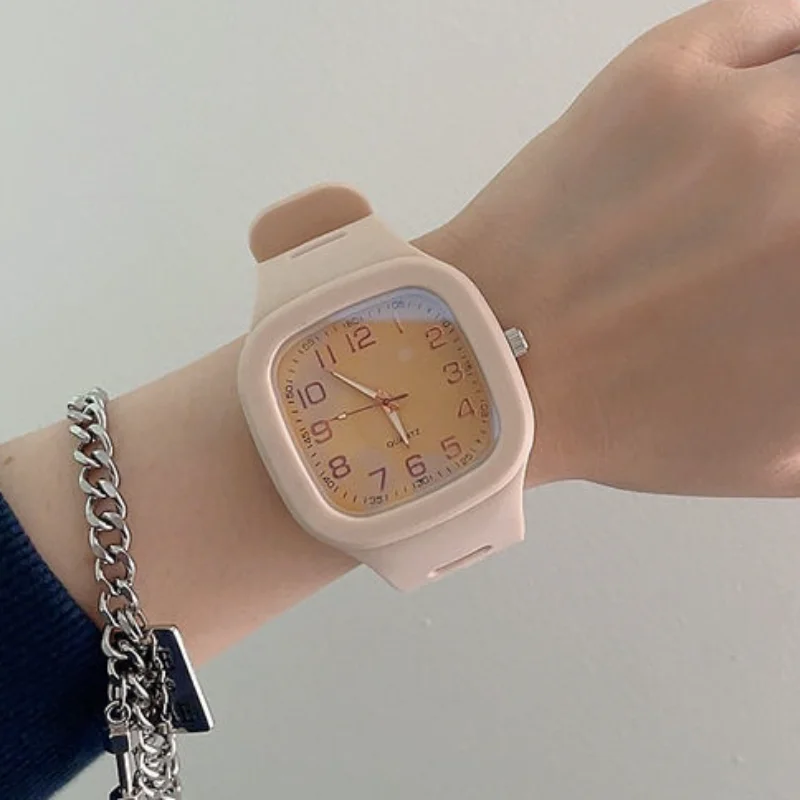 

Square Quartz Watches for Men and Women Ins Style Simple Waterproof Sports Watch Leisure Fashion Student Couple Watch Wholesale