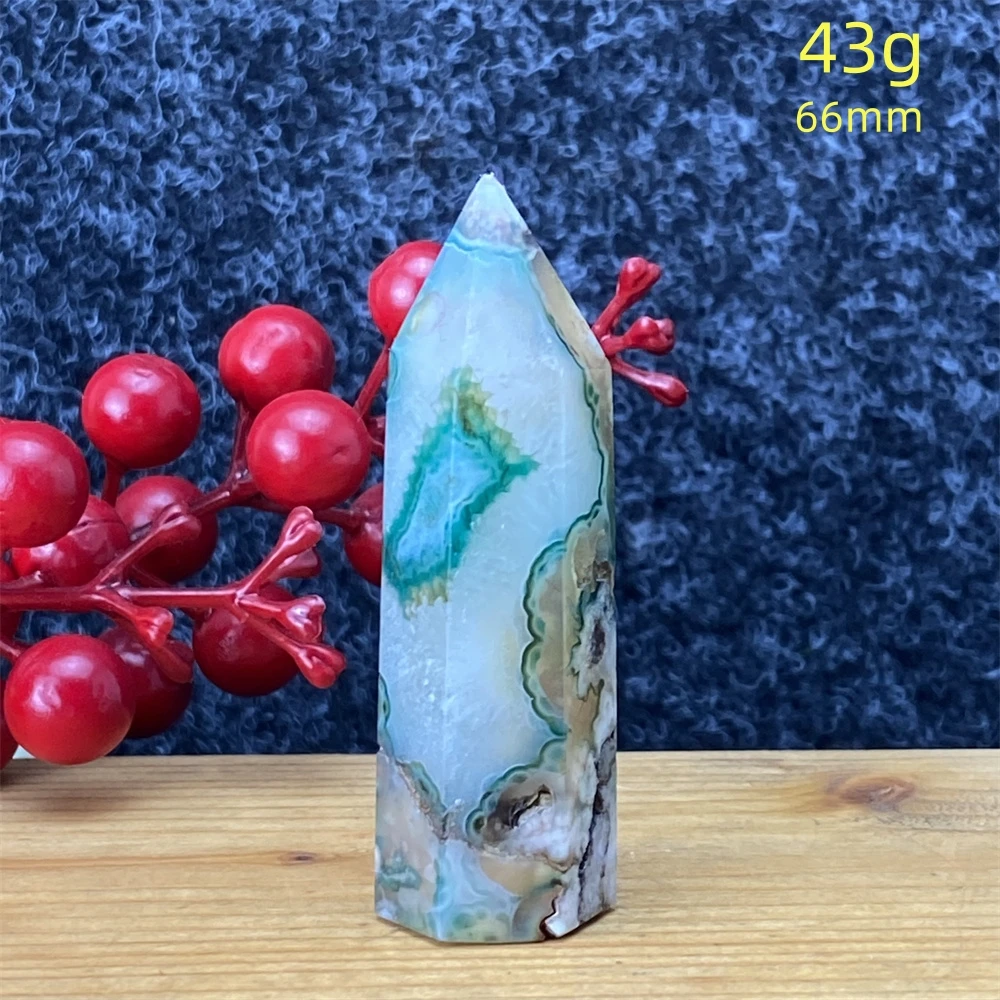 

Зеленый вишневый камень агат, башня