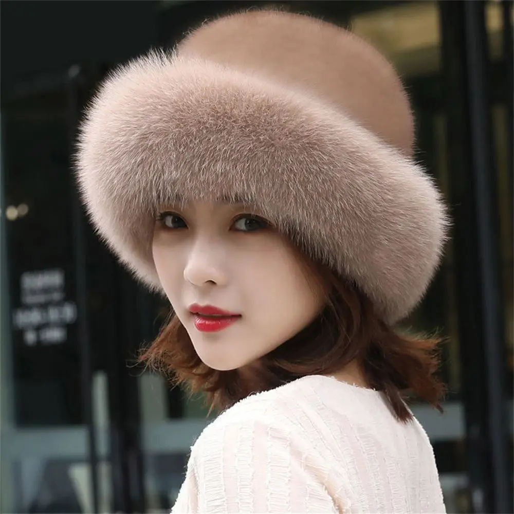 

Winter Women's Faux Fur Hat Lady Rabbit Fur Warm Cap With Faux Fox Fur Brim Earmuffs