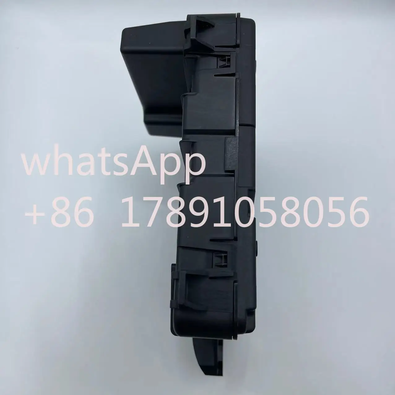 Новый блок предохранителей двигателя 8200306032 8200306033 Для Re-nault Megane Scenic 2002-2006 Подходит