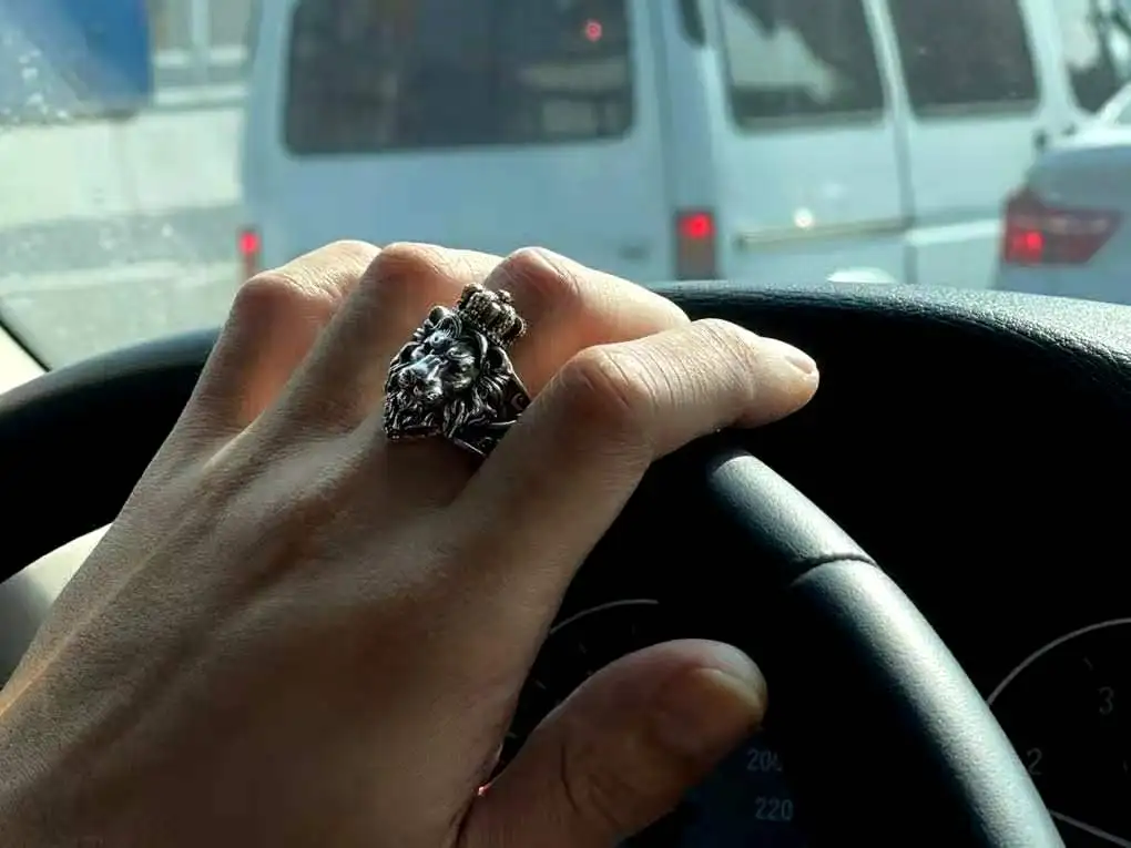 Оптовая продажа властное кольцо с короной льва тайское серебряное