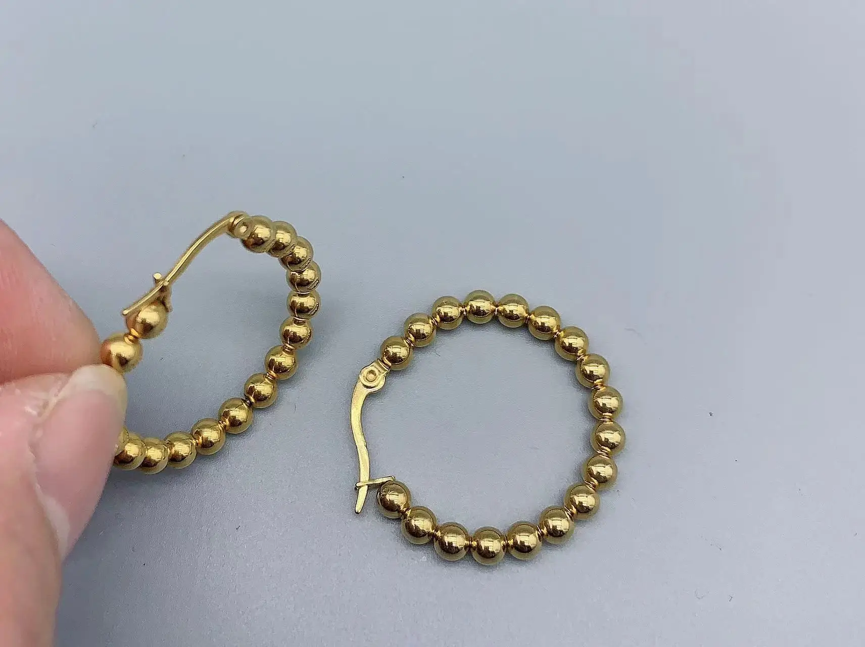 

Le Han Jewelry Round Beads Hoop Earrings 25MM