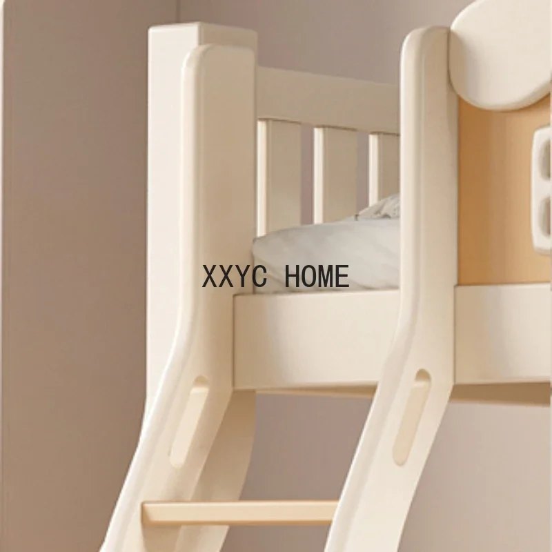 Двухслойная двухъярусная детская кровать из массива дерева современная для