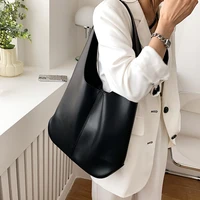 2022summer new simple fashion luxury high quality casual simple shoulder bag bucket bag large capacity bag female brand designer
