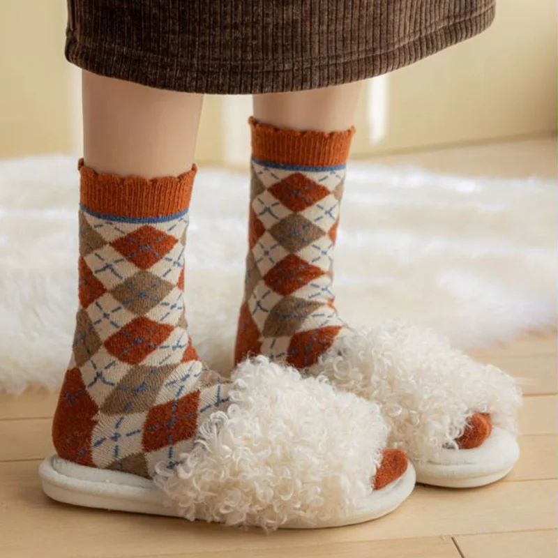 5 Pair Brand Designer Socks Women Long Keep Warm Winter Socks Set Fashion Streetwear Style Cycling Leg Warmers Harajuku Calzini