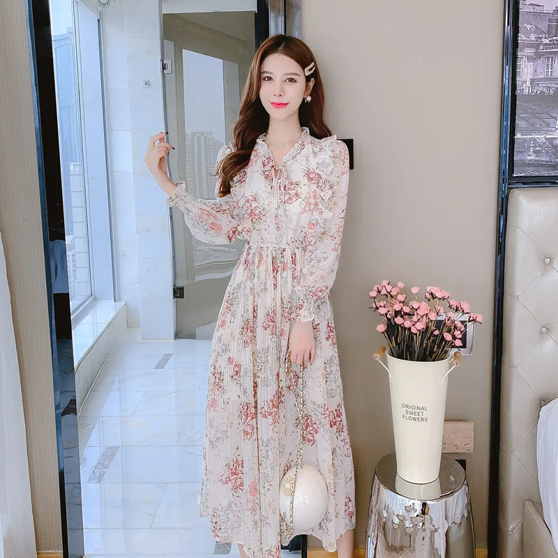 

COIGARSAM Women Long Dress Spring Cute Vintage Chiffon Print Ruffled High Waist Beige Printing Dresses