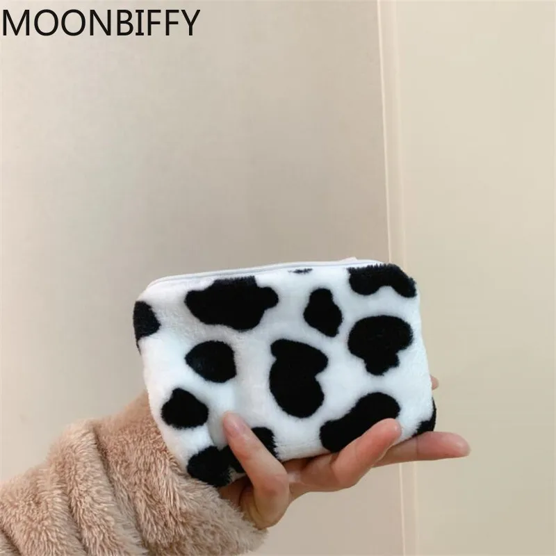 

Plush Coin Purses with Cow Pattern Mini Coin Wallet Storage Bag Female Credit ID Card Holder Purse Pocket Women Girls Coin Purse