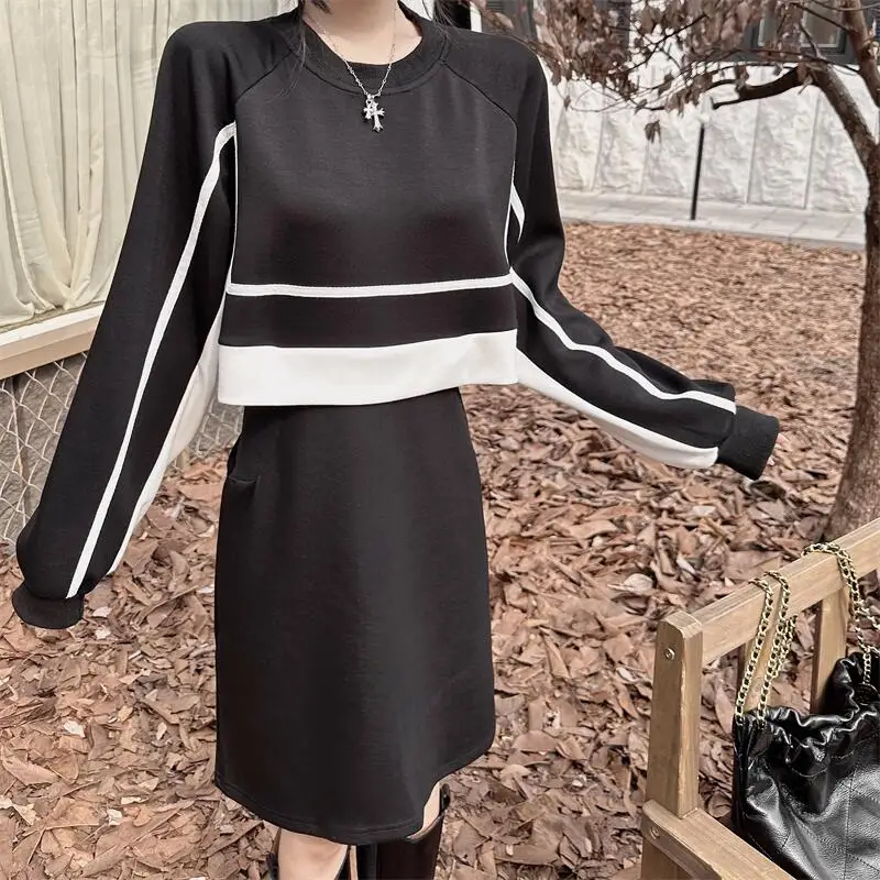 

Patchwork Y2k Dresses for Women 2022 New Korean Casual Black White O-Neck Dress Long Sleeves Fashion Clothing Slight Strech